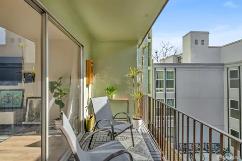 $299,000 | 199 Montecito Avenue, Unit 206, Oakland, CA 94610