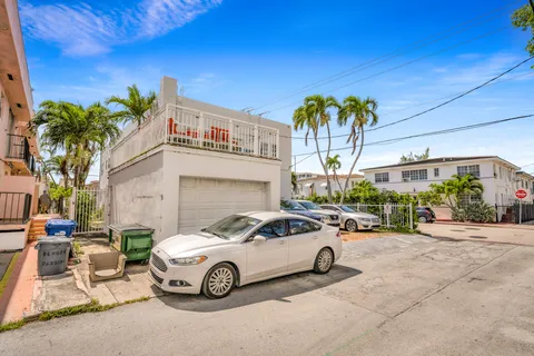 $4,250,000 | 7643 Harding Avenue, Miami Beach, FL 33141