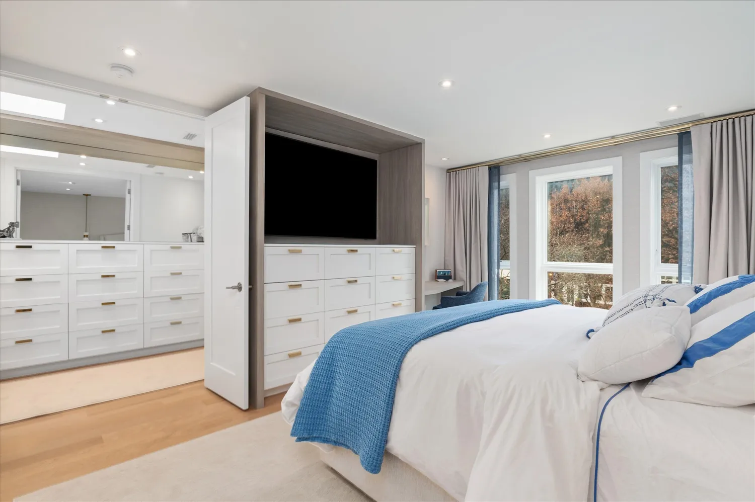 $1,395,000 | 7313 Woodmont Avenue, Unit R, Bethesda, MD 20814