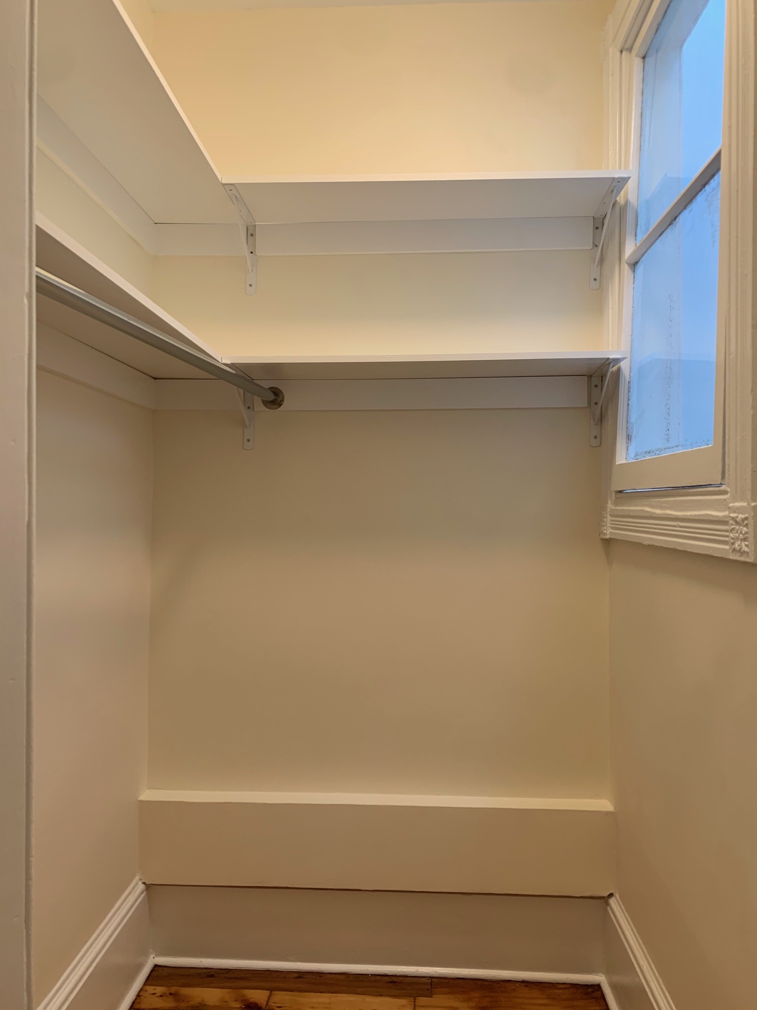 481 9th Street, Unit 4 Brooklyn, NY 11215 - Photo 27 of 33 a bathroom with a bathtub