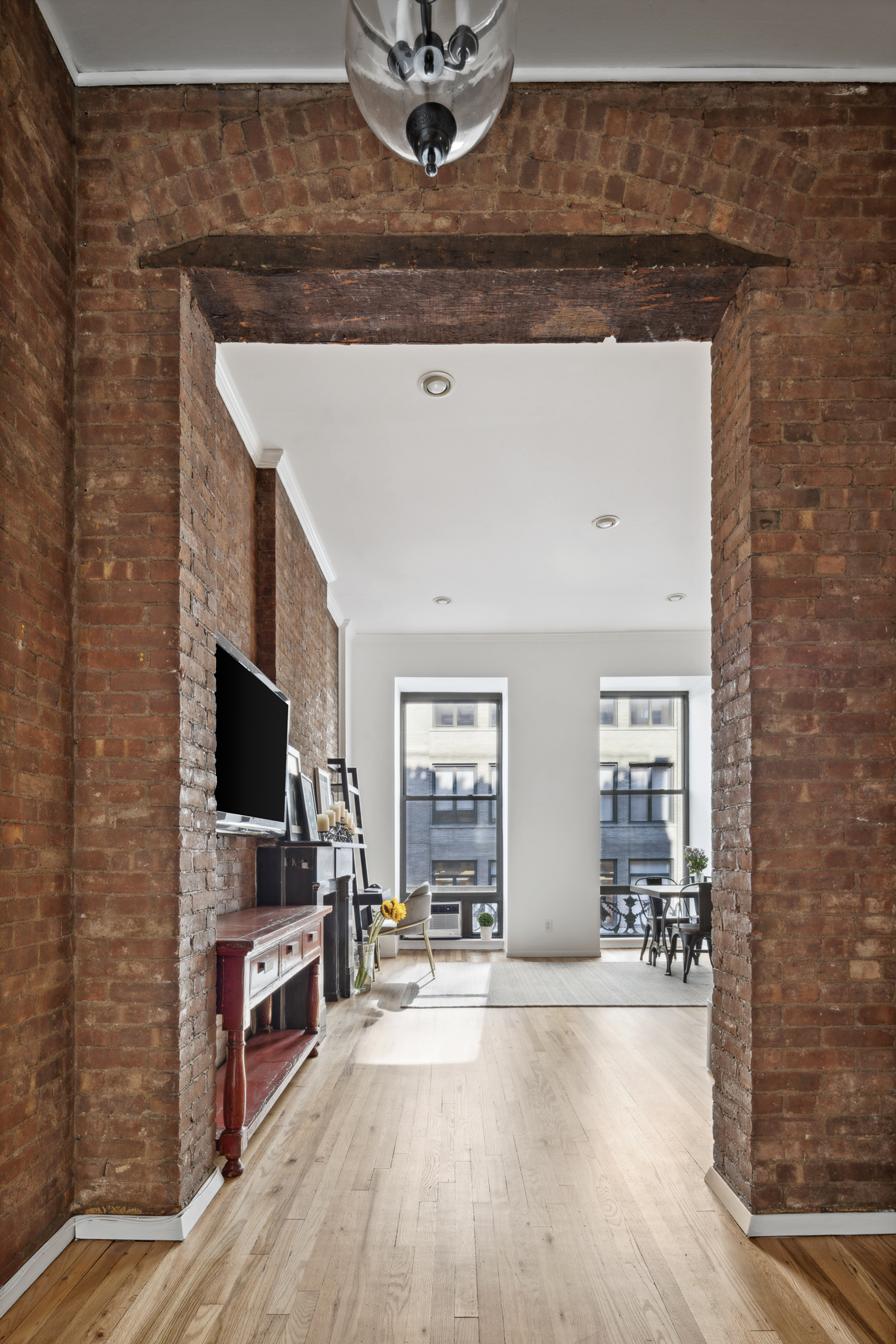 23 East 10th Street, Unit 409 Manhattan, NY 10003 - Photo 7 of 11