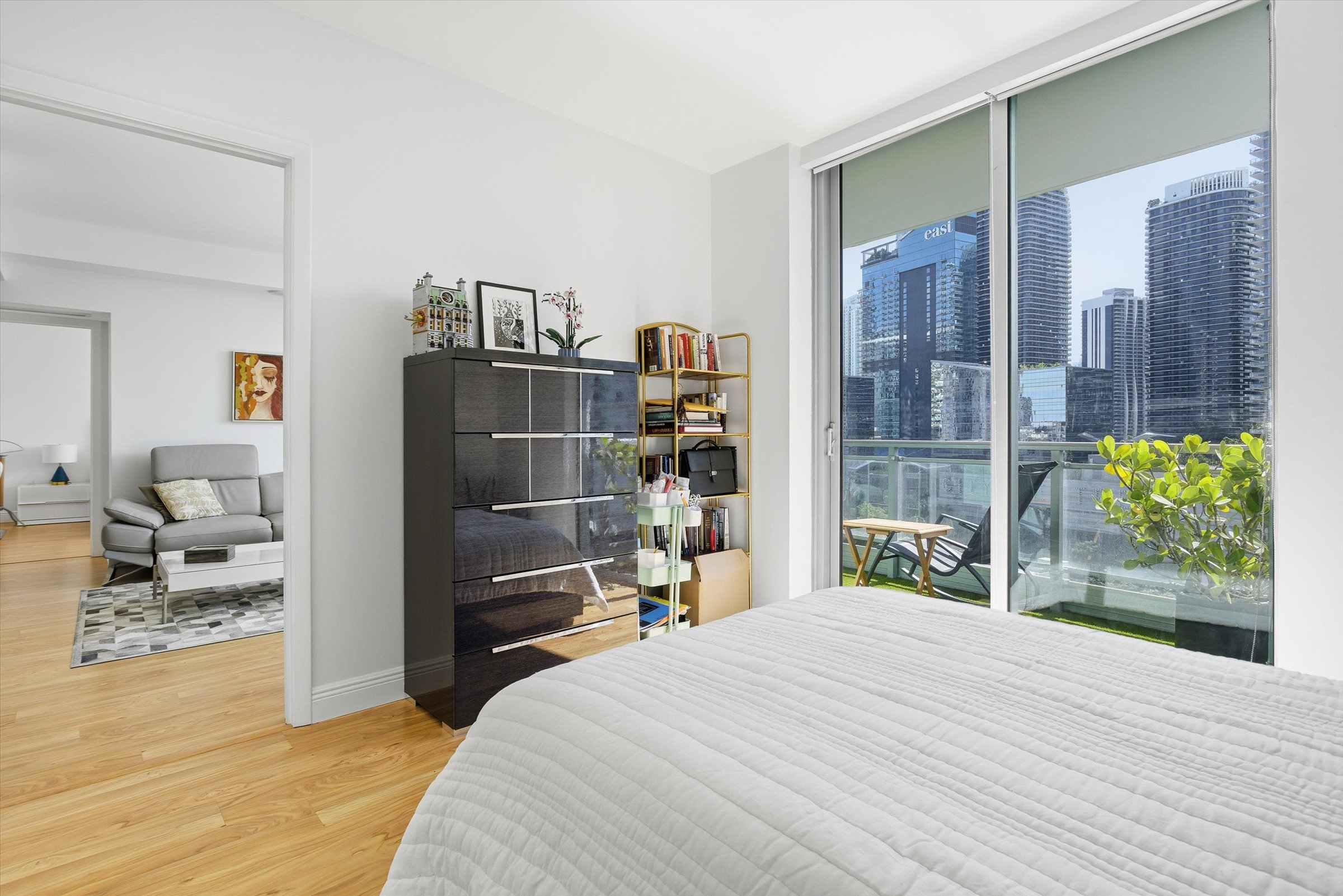 92 Southwest 3rd Street, Unit 1604 Miami, FL 33130 - Photo 25 of 54 Gallery Image 25