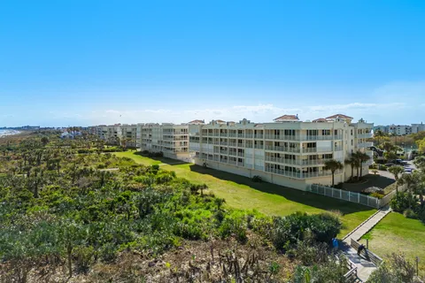 a view of building with outdoor space