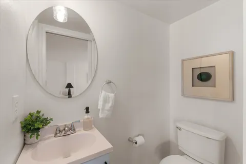 $525,000 | 850 West 157th Street, Unit 6, Gardena, CA 90247