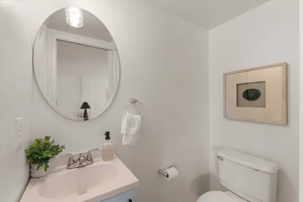 $525,000 | 850 West 157th Street, Unit 6, Gardena, CA 90247
