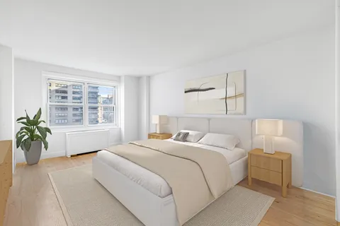 $975,000 | 150 West End Avenue, Unit 16H | Upper West Side