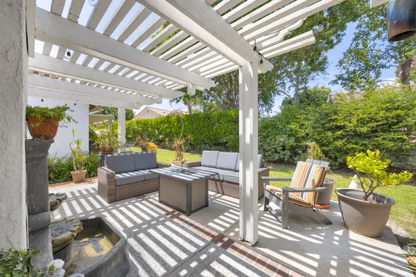 $889,900 | 23365 Villena, Mission Viejo, CA 92692