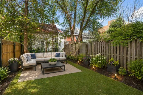 a view of garden with patio