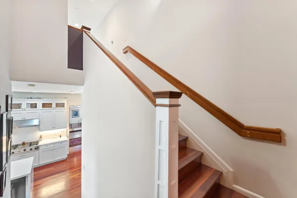 $1,949,000 | 13454 Campus Drive, Oakland, CA 94619