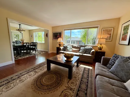 $1,695,000 | 722 Sutro Avenue, Novato, CA 94947