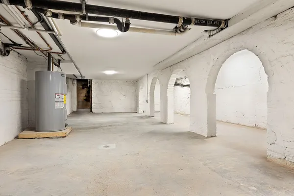 a view of a indoor garage