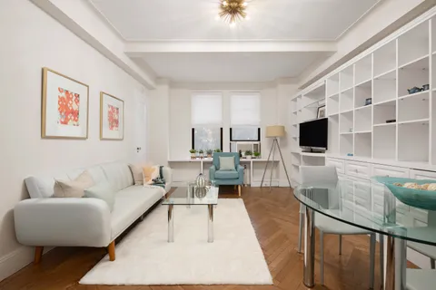 $529,000 | 33 Riverside Drive, Unit 2FA | Upper West Side