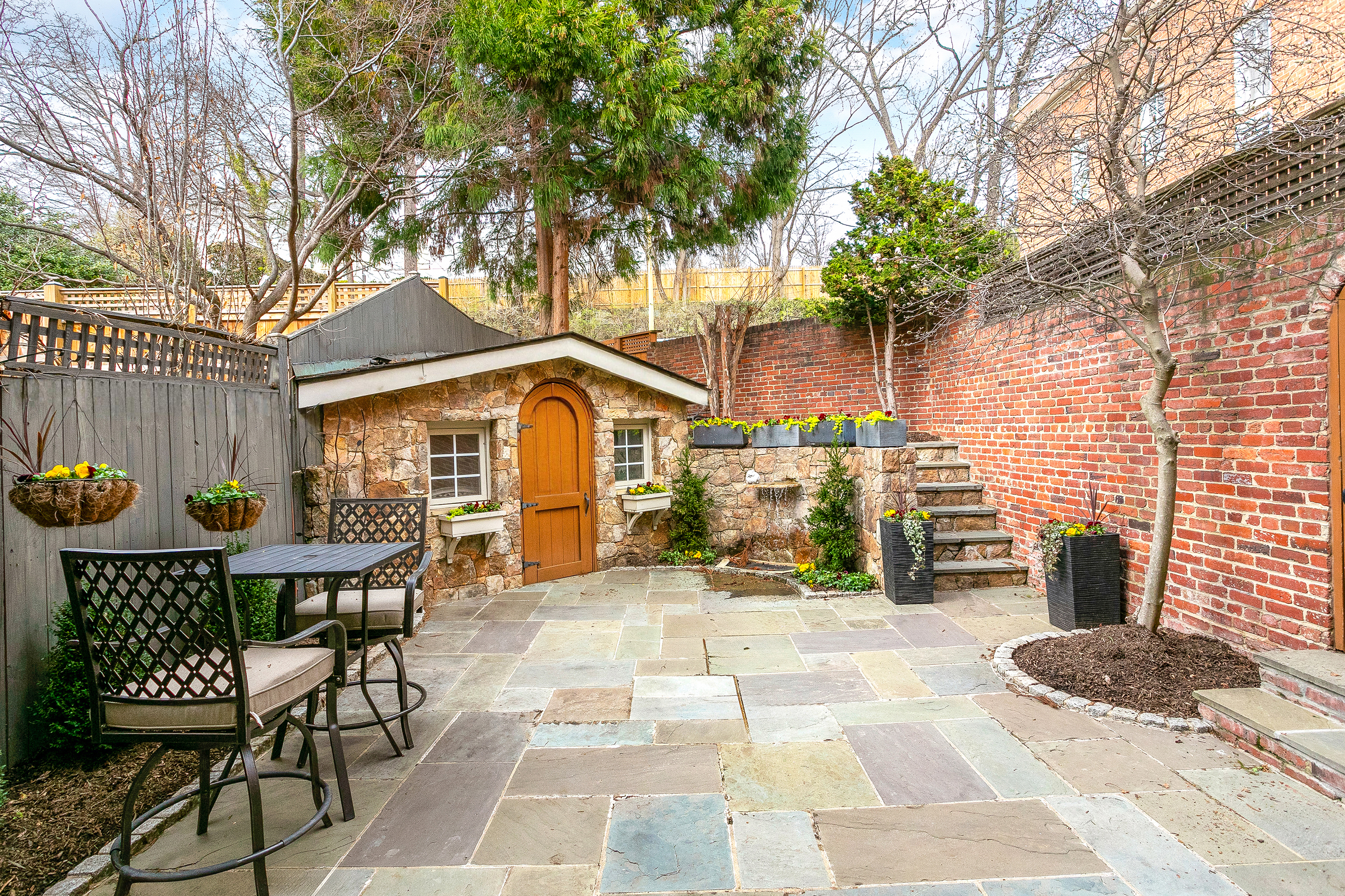 3323 Reservoir Road Northwest Washington, DC 20007 - Photo 10 of 28