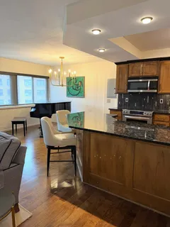 $235,000 | 803 West 48th Street, Unit 605, Kansas City, MO 64112