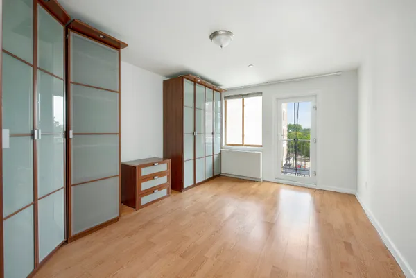$650,000 | 3800 Blackstone Avenue, Unit 5S | Riverdale