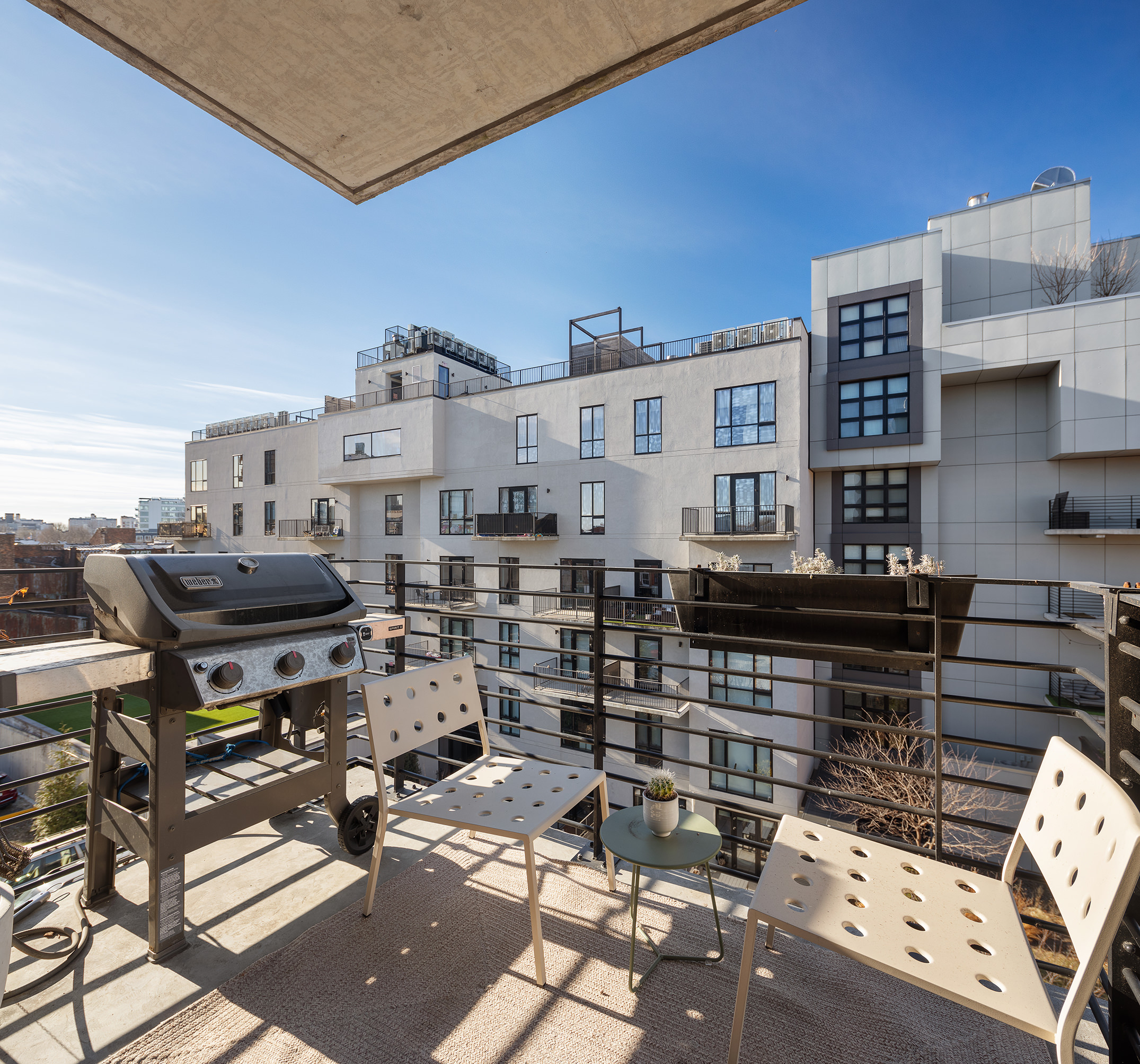 868 Lorimer Street, Unit 4C Brooklyn, NY 11222 - Photo 6 of 14 a picture of a city view