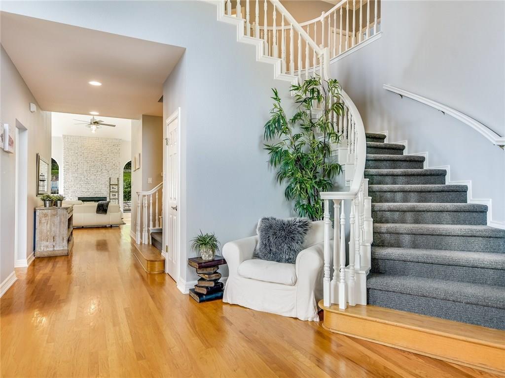 2102 Cliffs Edge Drive Austin, TX 78733 - Photo 6 of 8