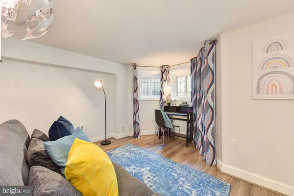 Contact Agent | 629 5th Street Northeast, Washington, DC 20002