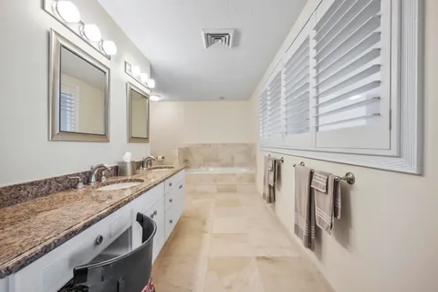 $1,389,000 | 14394 Cypress Island Court, Palm Beach Gardens, FL 33410