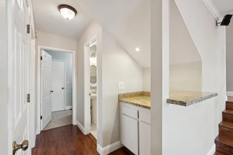 $1,049,000 | 112 Rose Petal Court, Petaluma, CA 94954