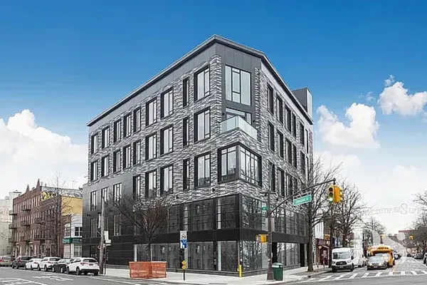 $3,100 | 47-16 Greenpoint Avenue, Unit 3E | Sunnyside