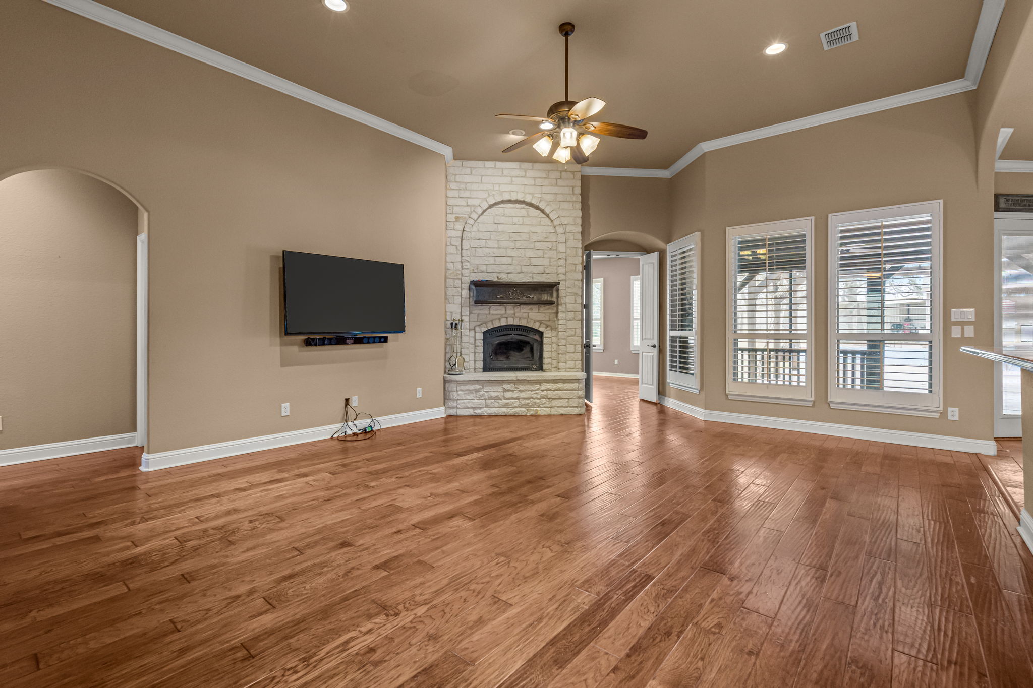 211 Pack Saddle Trail Weatherford, TX 76088 - Photo 8 of 40