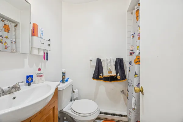 $1,295,000 | 142 North 21st Street, Philadelphia, PA 19103