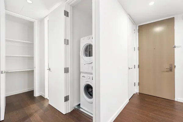 $1,245,000 | 591 3rd Avenue, Unit 4D | Murray Hill