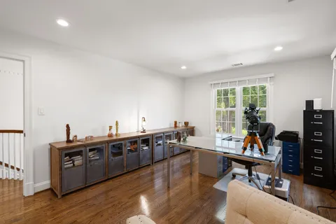 Contact Agent | 5313 Massachusetts Avenue, Bethesda, MD 20816