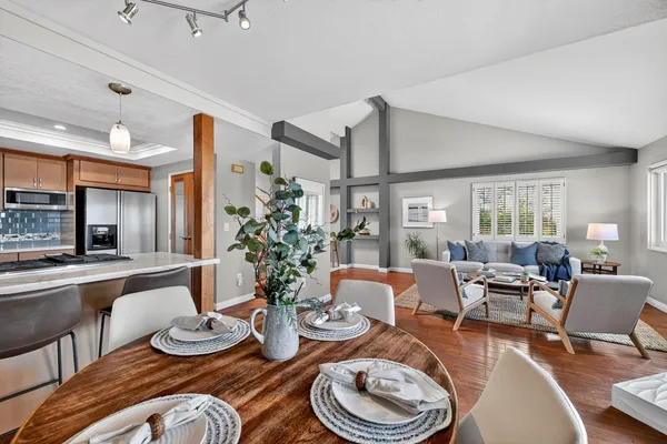 $1,649,000 | 965 Hygeia Avenue, Encinitas, CA 92024