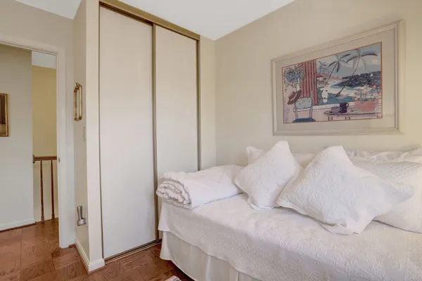 $900,000 | 402 2nd Street, Alexandria, VA 22314