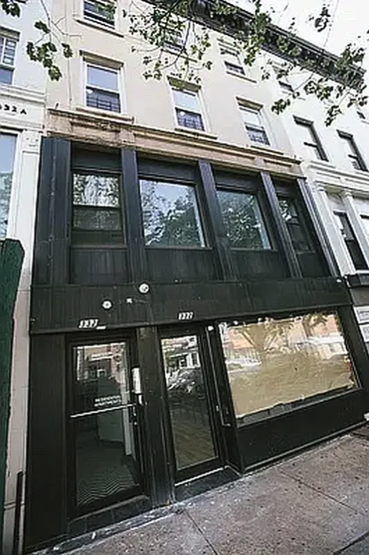 332 9th Street, Unit 4 Brooklyn, NY 11215 - Photo 8 of 8 a view of a building entrance