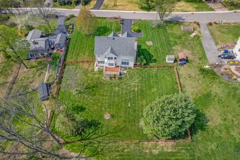 $895,000 | 6 Ridge Road, Frenchtown, NJ 08825