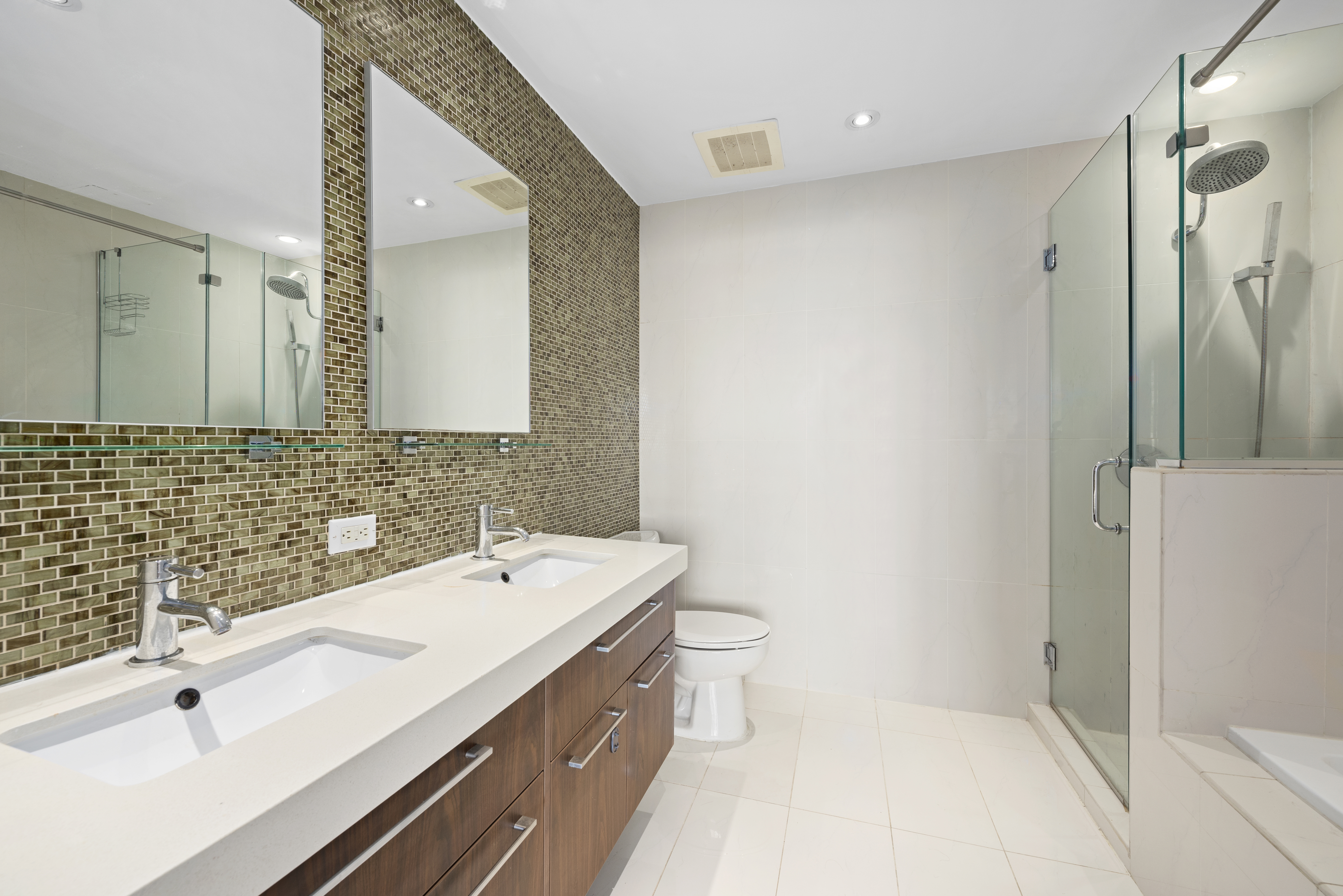 301 West 115th Street, Unit 7J Manhattan, NY 10026 - Photo 5 of 8 Gallery Image 5