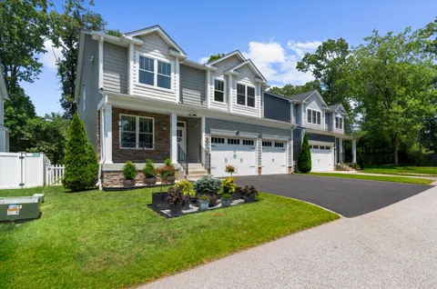 $975,000 | 806 Lynwood Lane, Severna Park, MD 21146