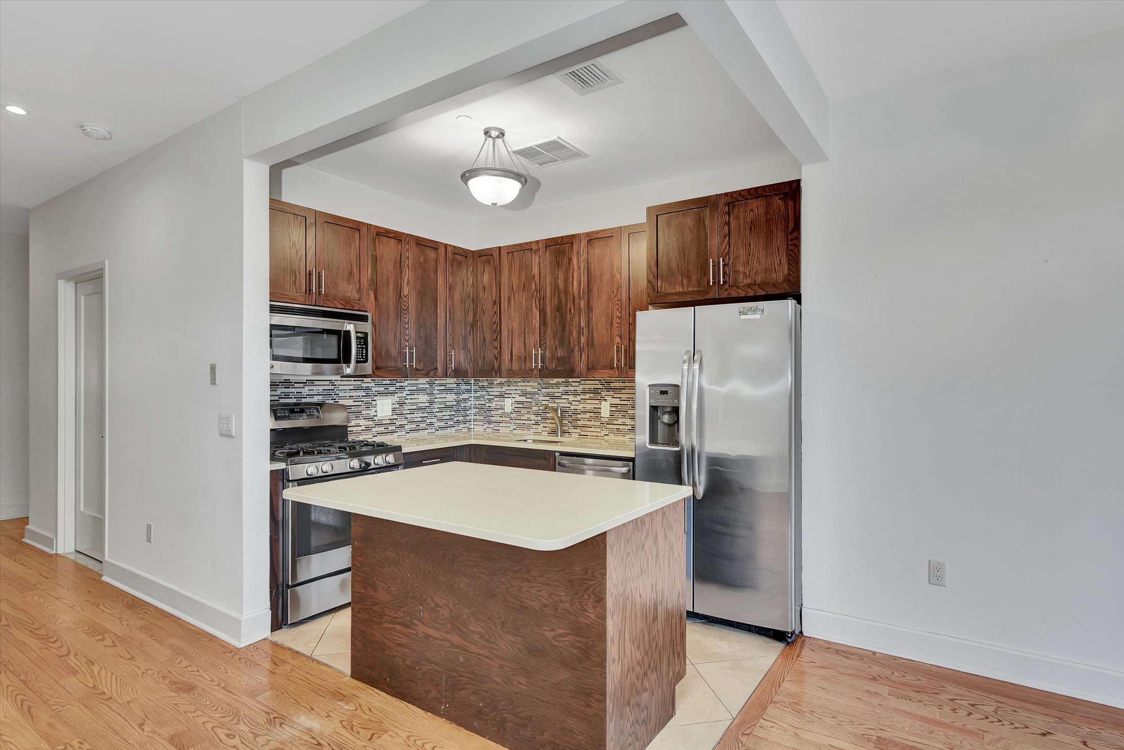 90 Bay Street Lndg, Unit 2K Staten Island, NY 10301 - Photo 5 of 19