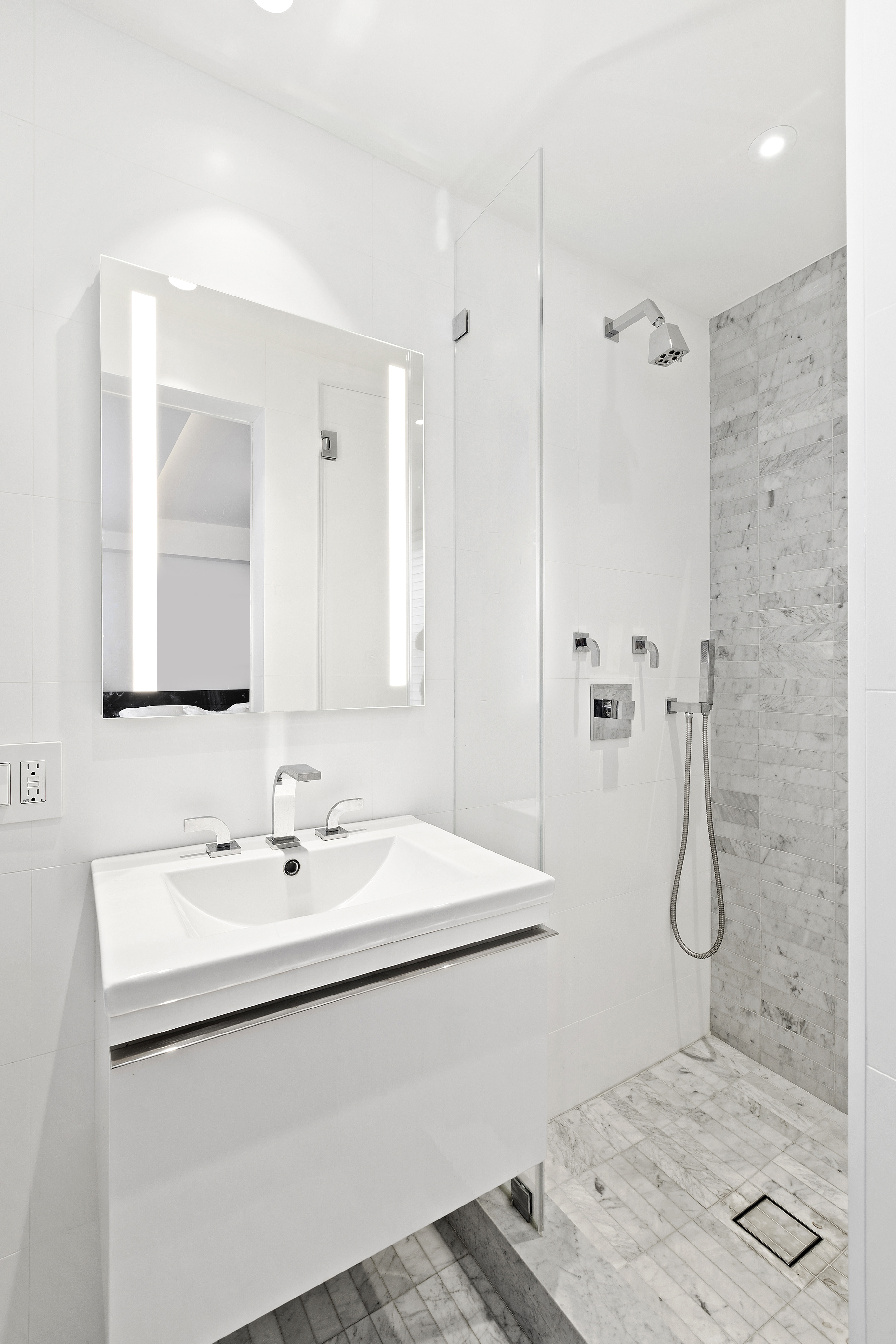 215 East 73rd Street, Unit 10AB Manhattan, NY 10021 - Photo 11 of 17