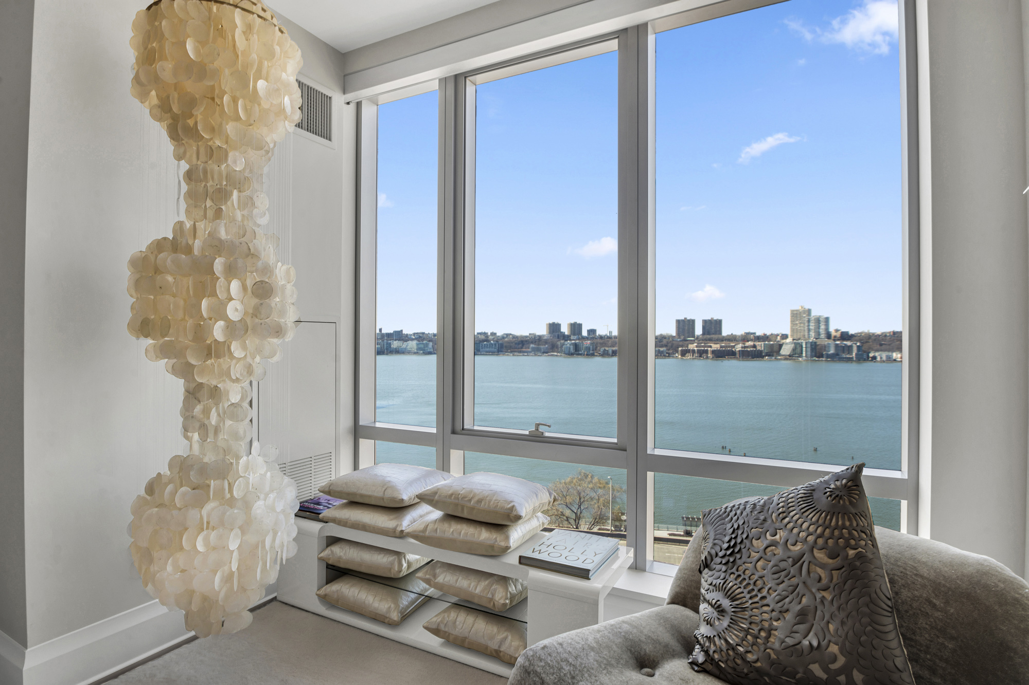 50 Riverside Boulevard, Unit 10L Manhattan, NY 10069 - Photo 19 of 23