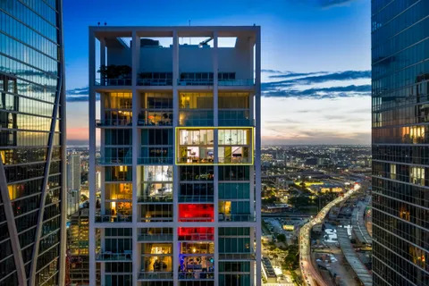 $5,199,000 | 1040 Biscayne Boulevard, Unit 4403, Miami, FL 33132