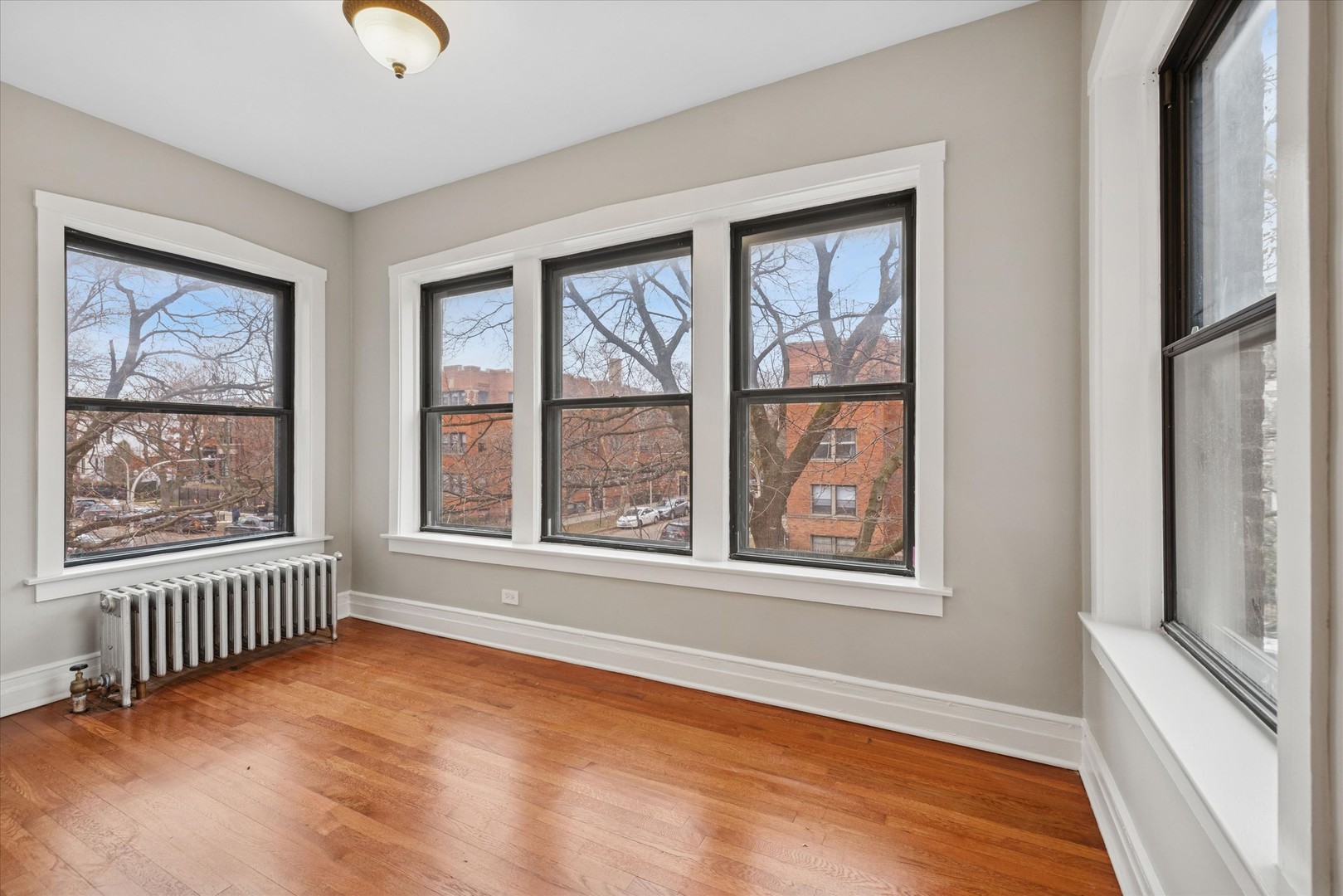 1501 West Cornelia Avenue, Unit 2 Chicago, IL 60657 - Photo 6 of 20