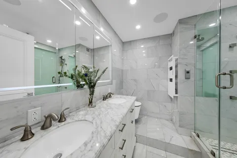 $2,395,000 | 415 East 37th Street, Unit 9JK | Murray Hill