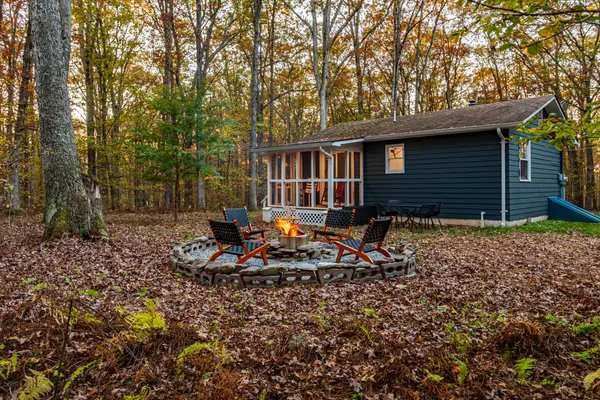 $225,000 | 117 White Oaks Road, Beach Lake, PA 18405