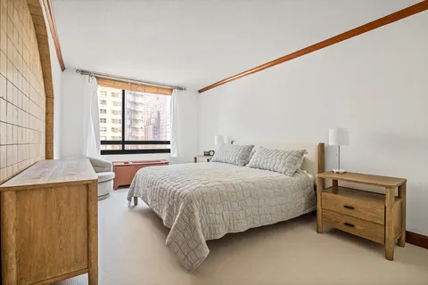 $7,500 | 171 East 84th Street, Unit 11D | Upper East Side