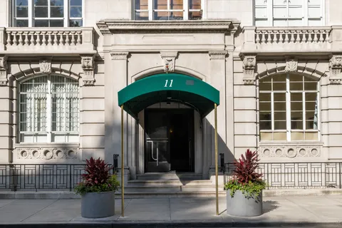 $1,345,000 | 11 West 81st Street, Unit 2B | Upper West Side