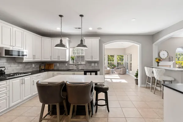 $825,000 | 109 Percheron Drive, Spring City, PA 19475