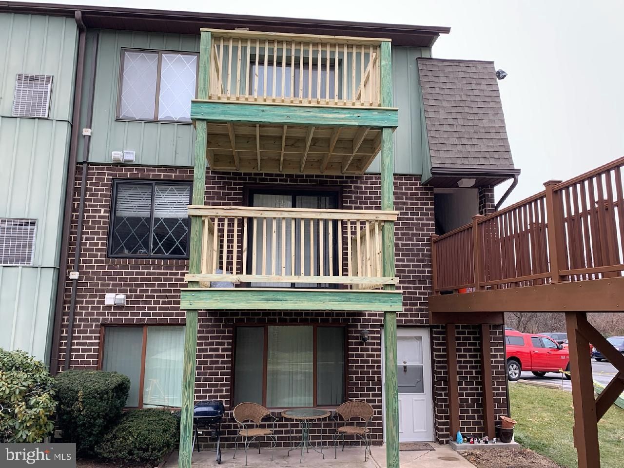 Apartments & Houses for Rent in Brookhaven, PA Compass