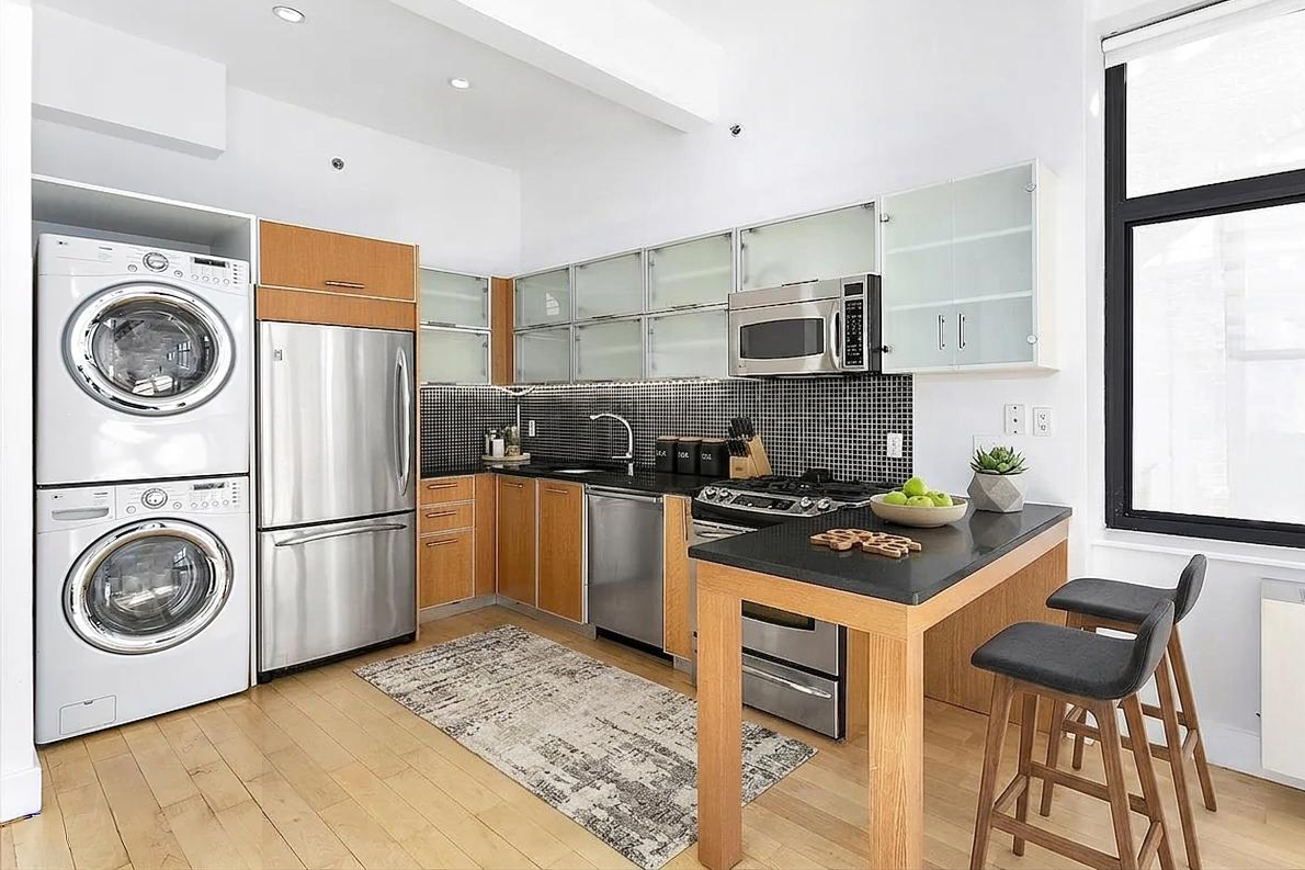 242 South 1st Street, Unit 4D Brooklyn, NY 11211 - Photo 3 of 10