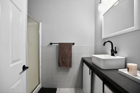$425,000 | 35 Manor Avenue, Oaklyn, NJ 08107