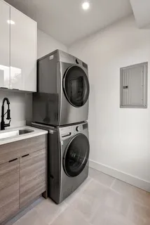 $1,995,000 | 1242 Beacon Street, Unit 1242, Newton Highlands, MA 02468