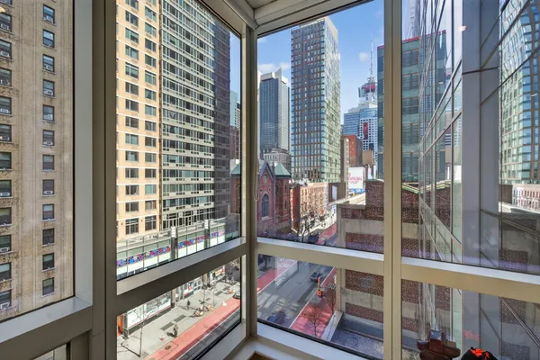 $4,700 | 350 West 42nd Street, Unit 7D | Hell's Kitchen
